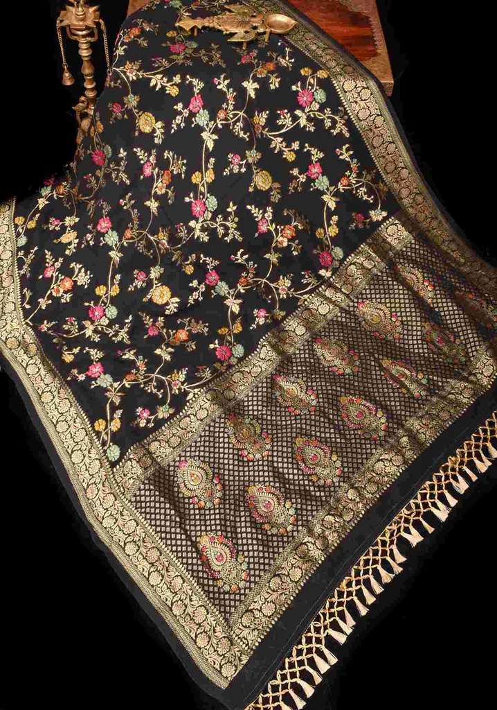 PRE DRAPE BLACK VISCOSE SAREE WITH MEENAKARI FLORAL JAAL AND FLORAL ZARI BORDER