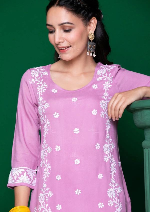 Dua Modal Premium Chikankari Kurti Set